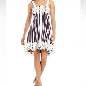 Belle by Badgley Mischka Claire Dress striped lace trim woven dress.  Sz 2